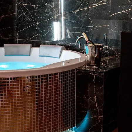 Jacuzzi Glass-house Station Cracovie