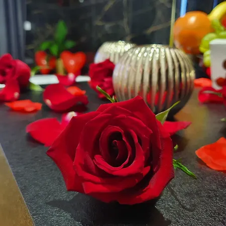 Jacuzzi Glass-house Station *