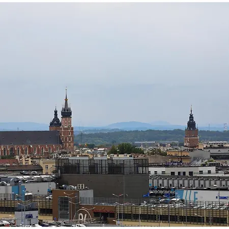 Apartment Jacuzzi Glass-house Station *