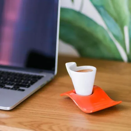 Jacuzzi Glass-house Station *